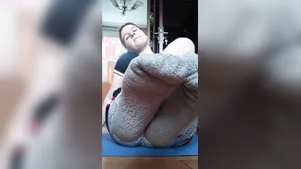 Sockjob. Дрочка носками . My homemades: olganogi