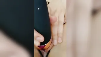 Orgasmo vibrante con splendida penetrazione