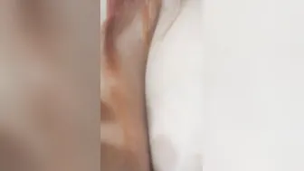 Chichona - te muestro las tetas y las acaricio despacito
