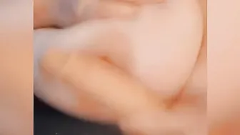 Amateur BBW slutty mom groaning noisy cummin on that dick