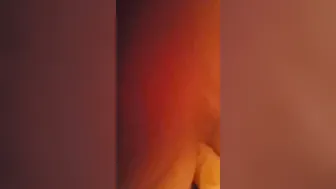 Bombshell white bimbo getting two cocks