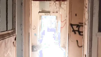 Bimbo pregnant fiance screwed into haunted places Teaser
