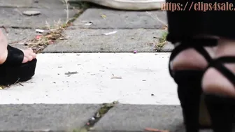 candid high heels crushing Cutie woman foot and shoes
