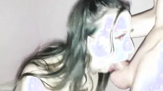 Try not to cum on Snowy Bubbles live