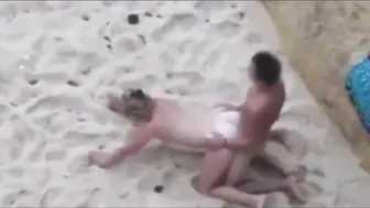 Caught Bimbo Smiles At Voyeurs While Fucking