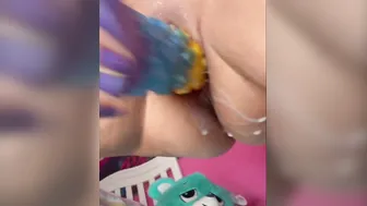 DaggaX gets spread out by gigantic toy (Teaser)