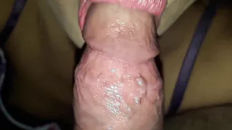 Susy paints her lips pink and offer me a oral sex and I cum all over her little mouth she is