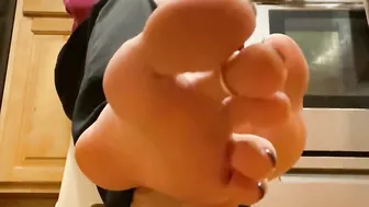 Milf flip flop dangle and toes performance