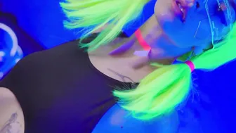 2 Cutie cyber Women pounded each others soak pussies AliceBong