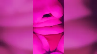 Squirting into Pink room