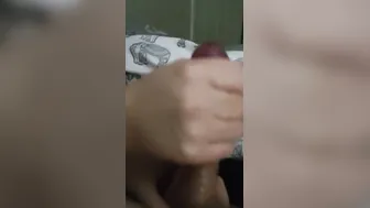 British Amateur hand job with huge cummed