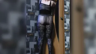 Nylon Dancing