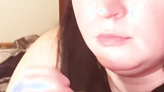 Thick pink toe lover getting a creamy load