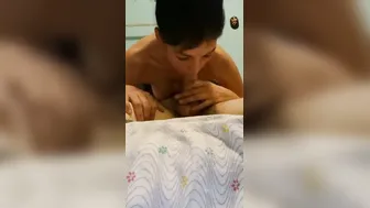 Quella troia di mia moglie me lo succhia tutto