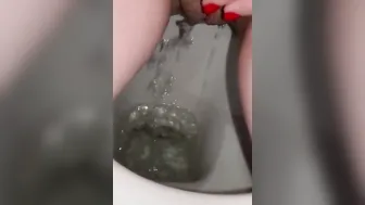 Big female piss so desperate