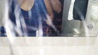Wc Pipi porn video – We escaped to the WC of the bar to finish inside a quickie