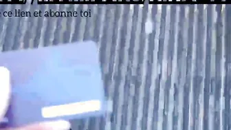 Je me fais baiser comme une chienne dans le télécabine à la station de ski avec pleins de voyeur