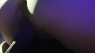 Fat Booty Teenie Rides big black cock