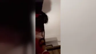 Selin Istanbul‘da Venedig Maske ile sikişiyor