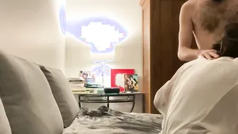 Mon mec excité par ma underwear me baise profondément.