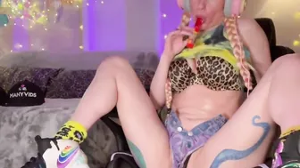 Gamer Girl’s double penetration Anal Octopussies Sweet Tooth Push LolliPops #1