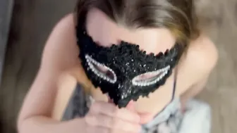Cougar Ex-Wife Offer Fellatio Until He Jizzes Into Her Mouth