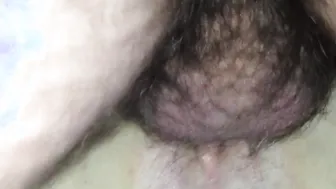 Filmo la mia ragazza mentre si fa scopare