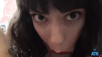 Cutie amateur Cutie Vera King takes off your leggings to suck and boned your rough penis inside point of view