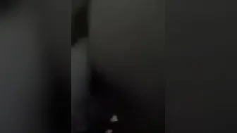 Slender cougar gets snatch spread by gigantic vibrator