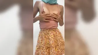 حواية كازاوية عندها eighteen عام كتصيفط فيديو لراجل صاحبتها خليجي
