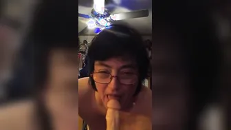 Pose your penis