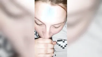 Snowbunny blows big black dick