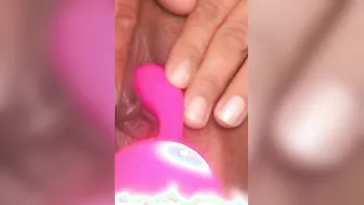 I love to make my twat dripping