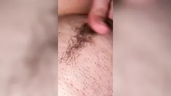 Finger Fuck my tight vagina and squirting