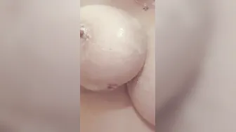 Wash my breasts with me 