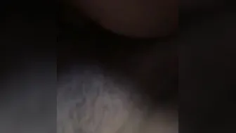 Me pide que probemos un juguete nuevo