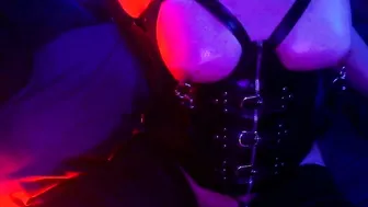 Stumpy bimbo left alone to entertain herself (excerpt)