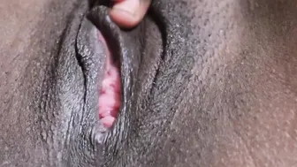 Tight Shot Clitoris Rubbin