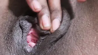 Tight Shot Clitoris Rubbin
