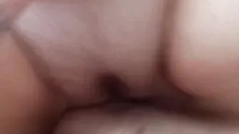 fuck a fat woman with a gigantic cock into her