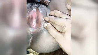 Teenager sluts showing her cunt