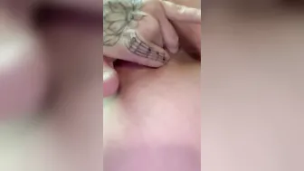 Amelia finger bang herself with an anal tease