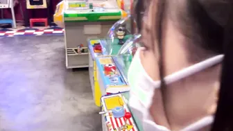 Japanese super sexy teenie estrus more after she has her unshaved snatch being finger fuck by mature boy friend. The little bimbos