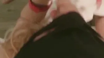 LA MEJOR MAMADA DE UNA mom HACE QUE ME CORRA EN SU BOCA DOS VECES
