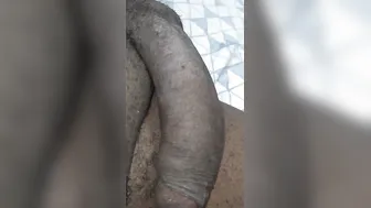 Ficando com o pinto duro e Melado