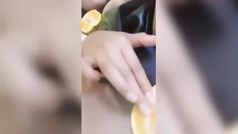 Quieres chupar mi naranja?