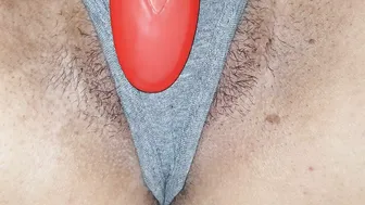 WET LEAKING CUNT AND SOAK PANTES AND ORGASM CLOSE UP