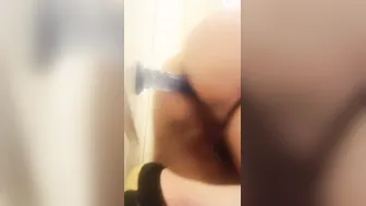 Lil-Ryda backing up her incredible sexy Booty and phat twat on her vibrator