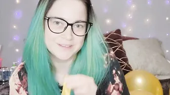 Balloon Sucking  Nude Rubbing (no pops)