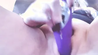 Close Up - My new vibrator Treediride